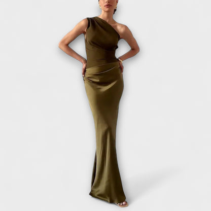 Elegant one-shoulder maxi dress with pleats