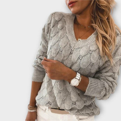 Noemier - Pullover with V-neck